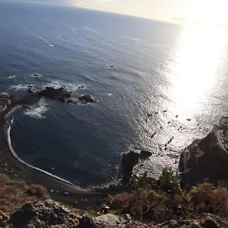 Inside The Wave Ii Daire